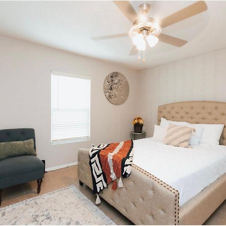 Enticing 1Br Apartment In The Heart Of The Heights 休斯敦 外观 照片